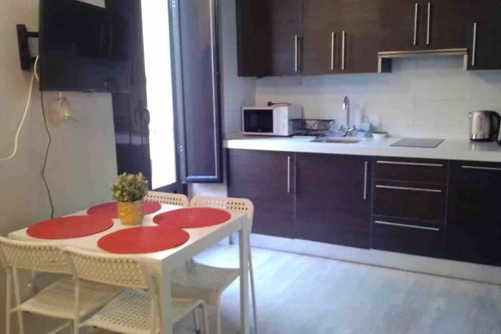 Esse Atico. Precioso Atico Con Terraza En Pleno Centro Apartment Seville Exterior photo